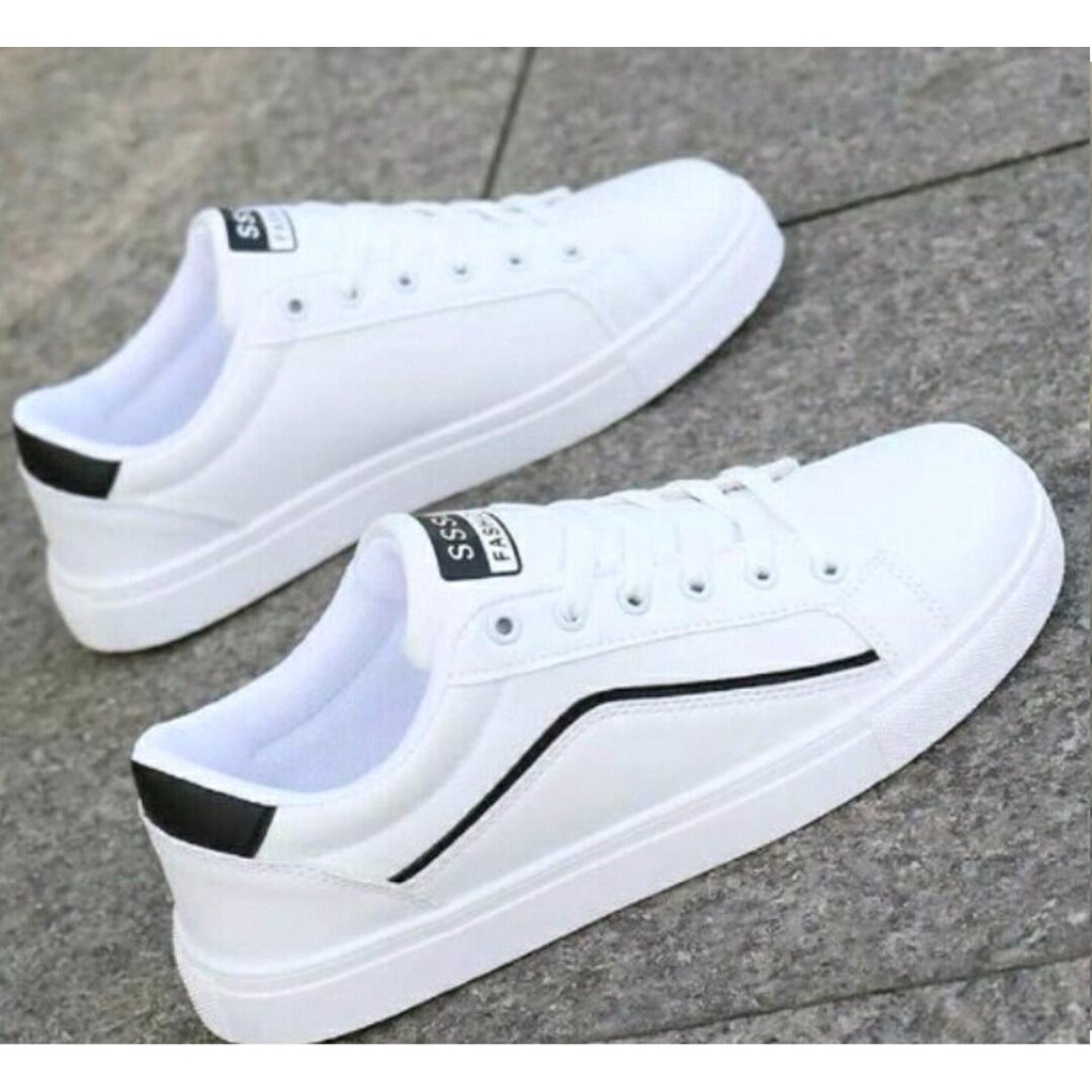 Sepatu Sneakers Putih Casual